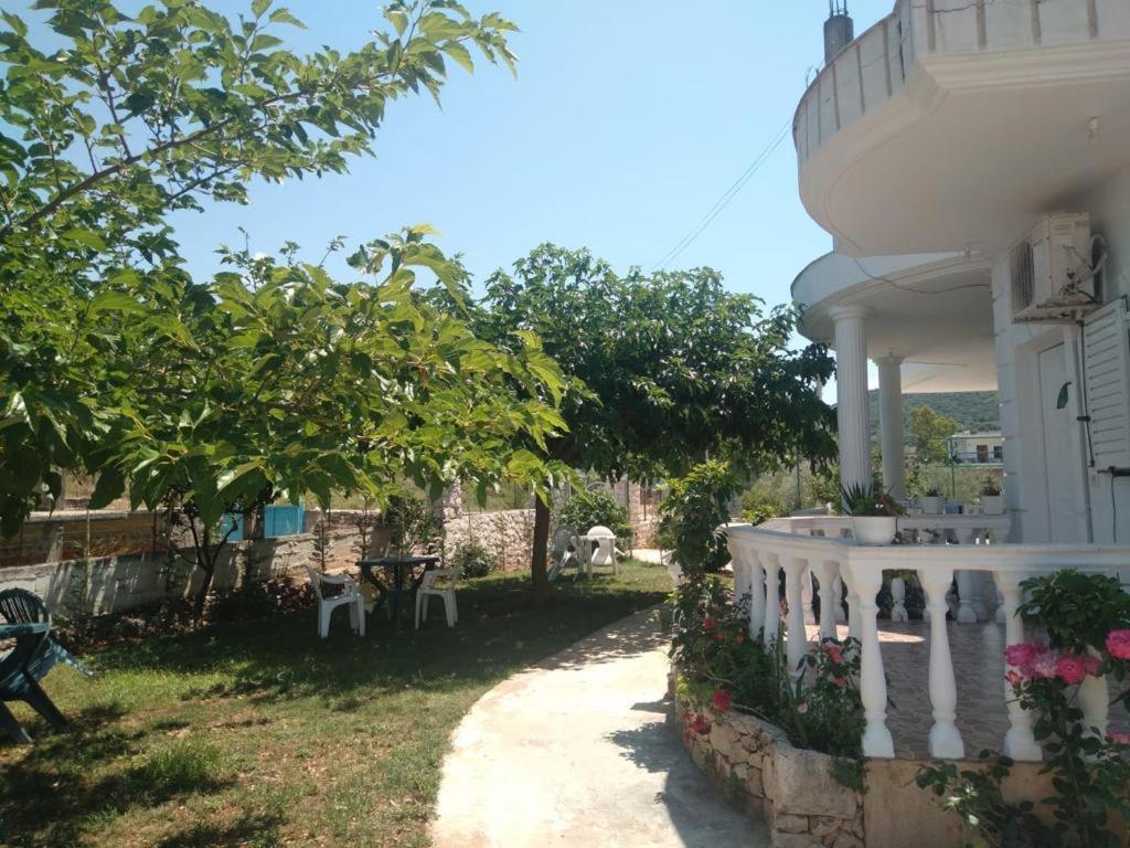 Vila Anxhela Appartement Ksamil Buitenkant foto